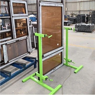 חלונות עם זיגוג כפול