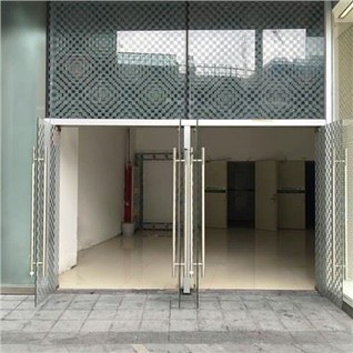 דלת פנל זכוכית