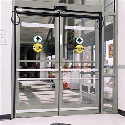 דלתות כניסה לחנות מאלומיניום